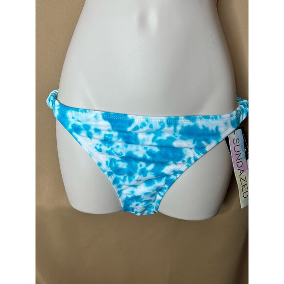 Sundazed Teal Cove Tie Dye Shirred Bikini Top and Bottom Set 36DD and  L NWT df1 - Picture 8 of 12